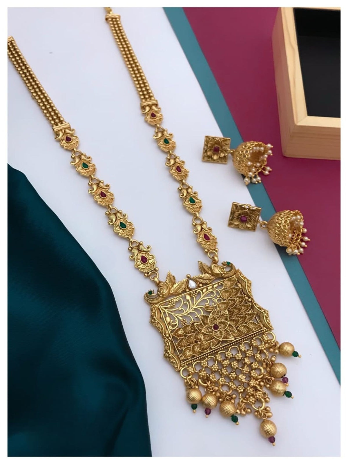 Alluring Antique Gold plated Long Necklace