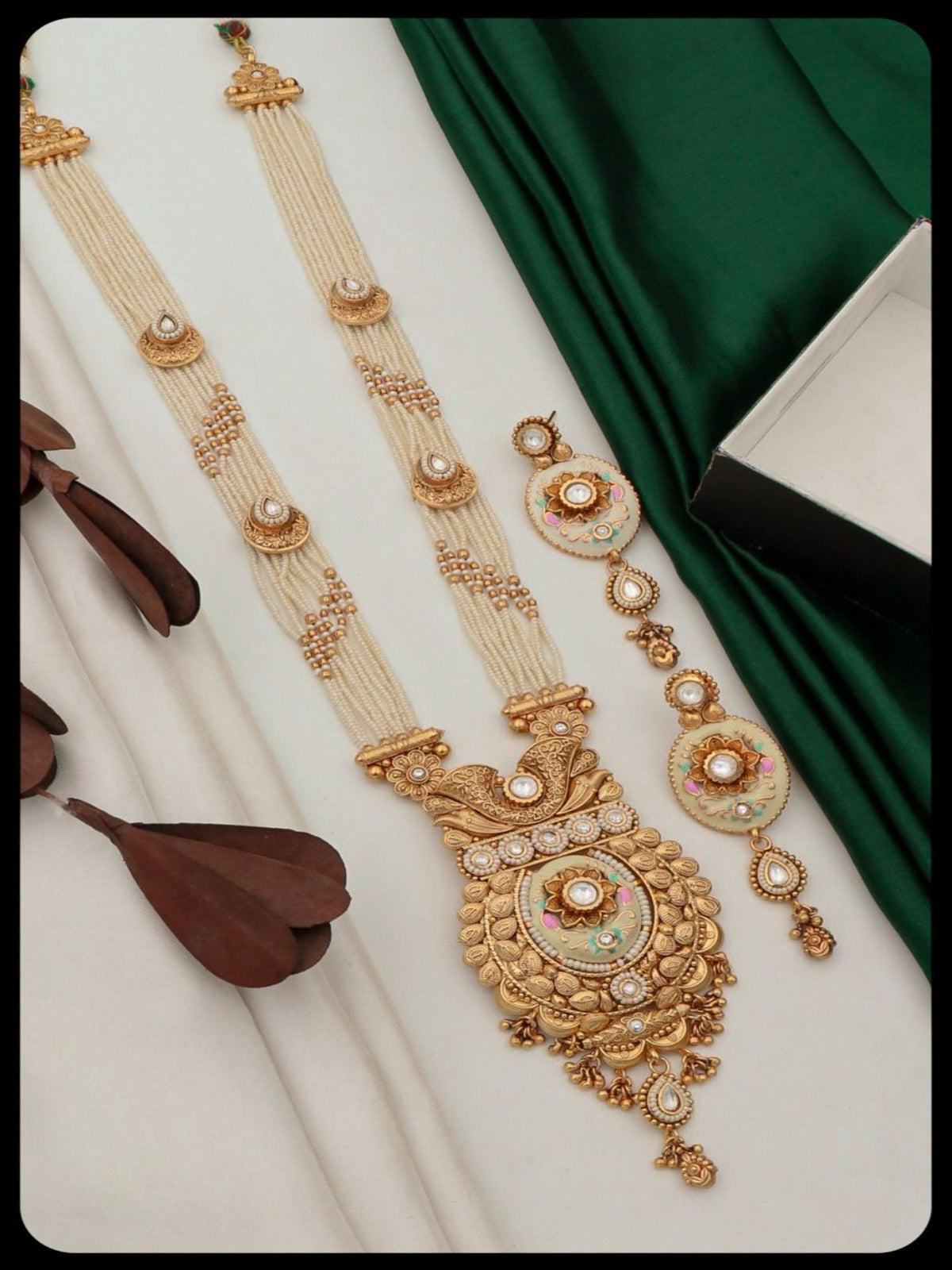 Trending Pearl  Jewelery Set for women