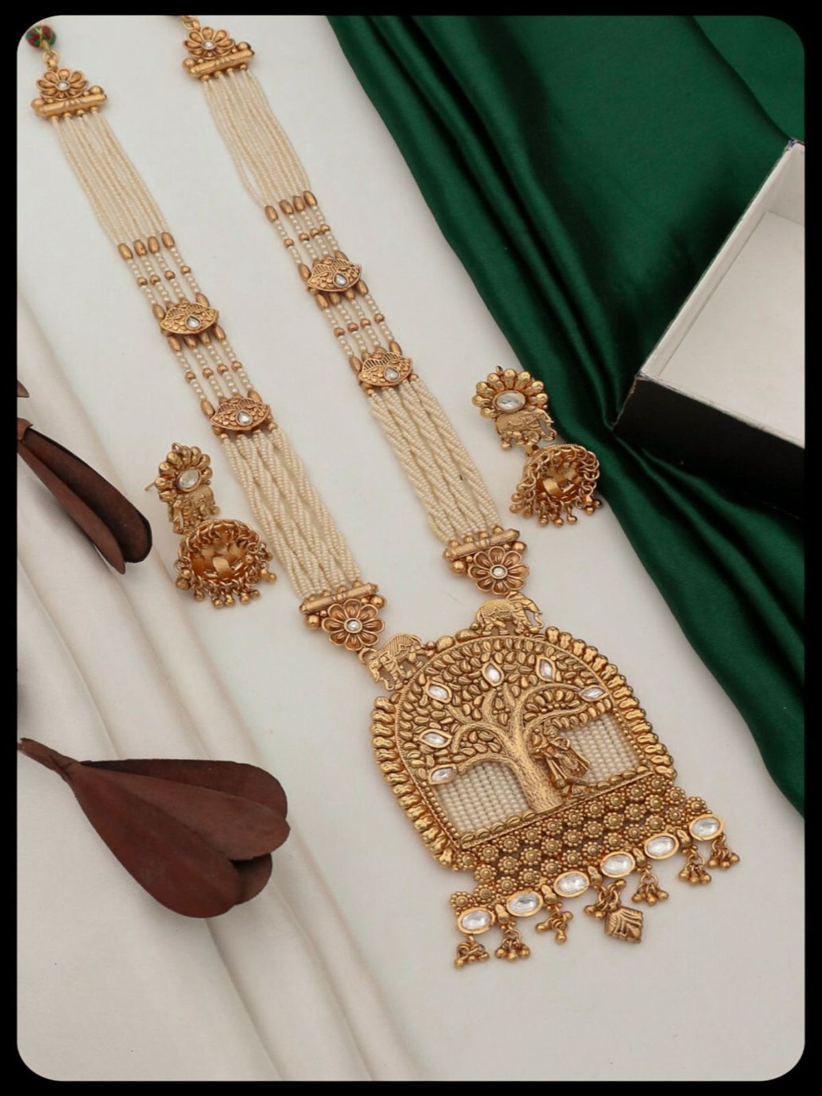 Trending Pearl  Rajwadi Jewelery Set for women